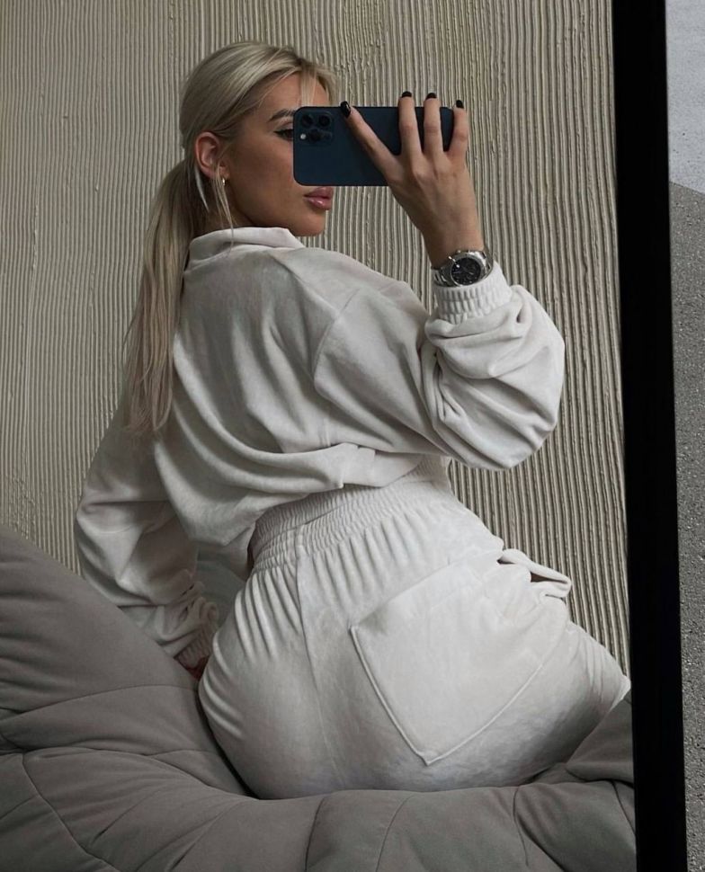 Костюм Розмір: 42-44, 46-48, 50-52 S4813