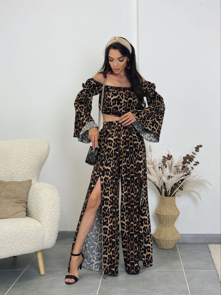 Костюм Розмір: 42-44,44-46 S5713