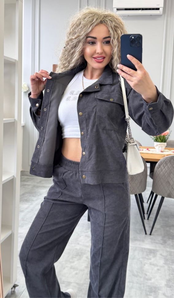 Костюм Розмір: 42-44, 46-48, 50-52 S1715