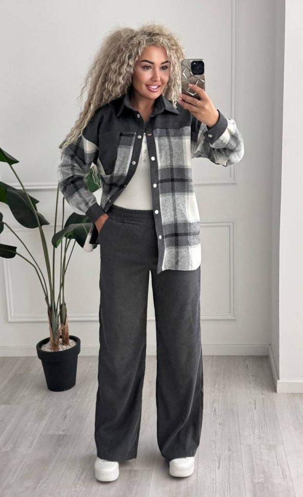 Костюм Розмір: 42-44,46-48,50-52 S2416