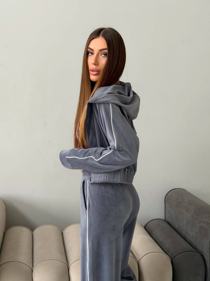 Костюм Розмір: 42-44, 46-48 S7315