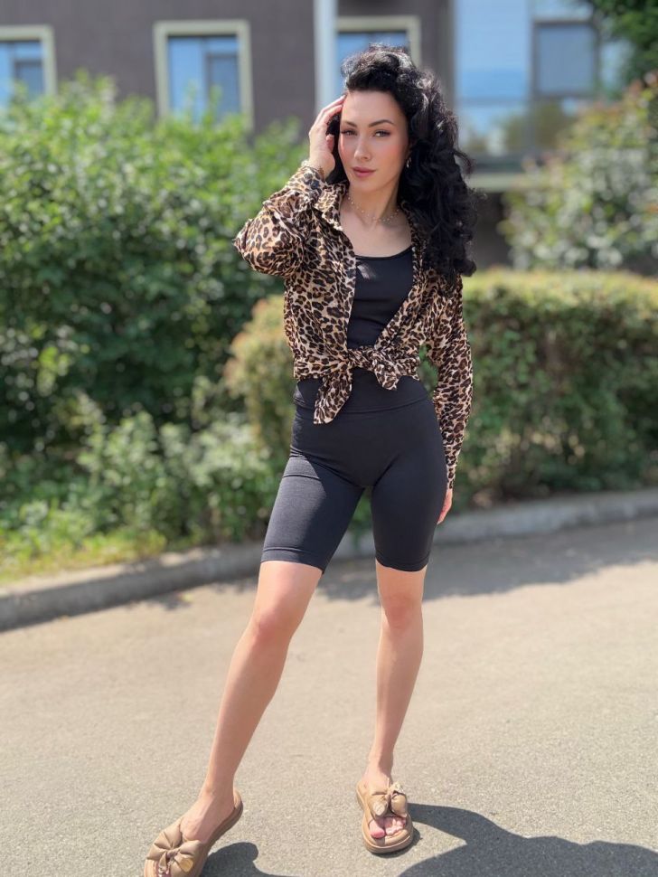 Комплект Розмір: 42-44, 46-48, 50-52, 54-56 S411