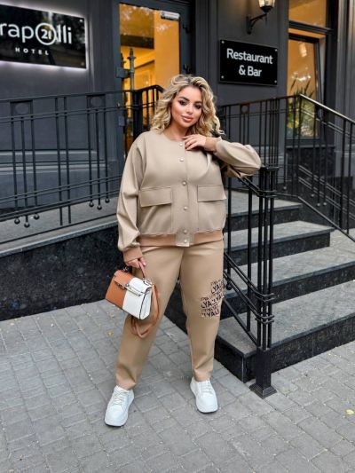 Бомбер Розмір: 46-48,50-52,54-56,58-60 S1109