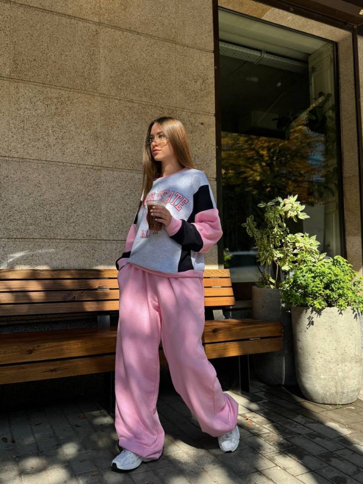 Костюм Розмір: 42-48 S4716