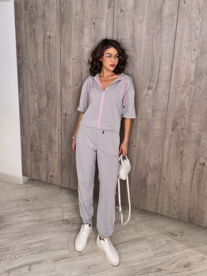 Костюм Розмір: 42-44, 46-48 S715