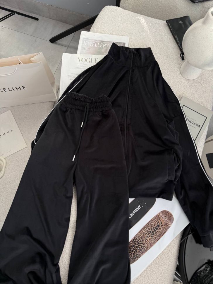 Костюм Розмір: 42-44, 46-48 S4919