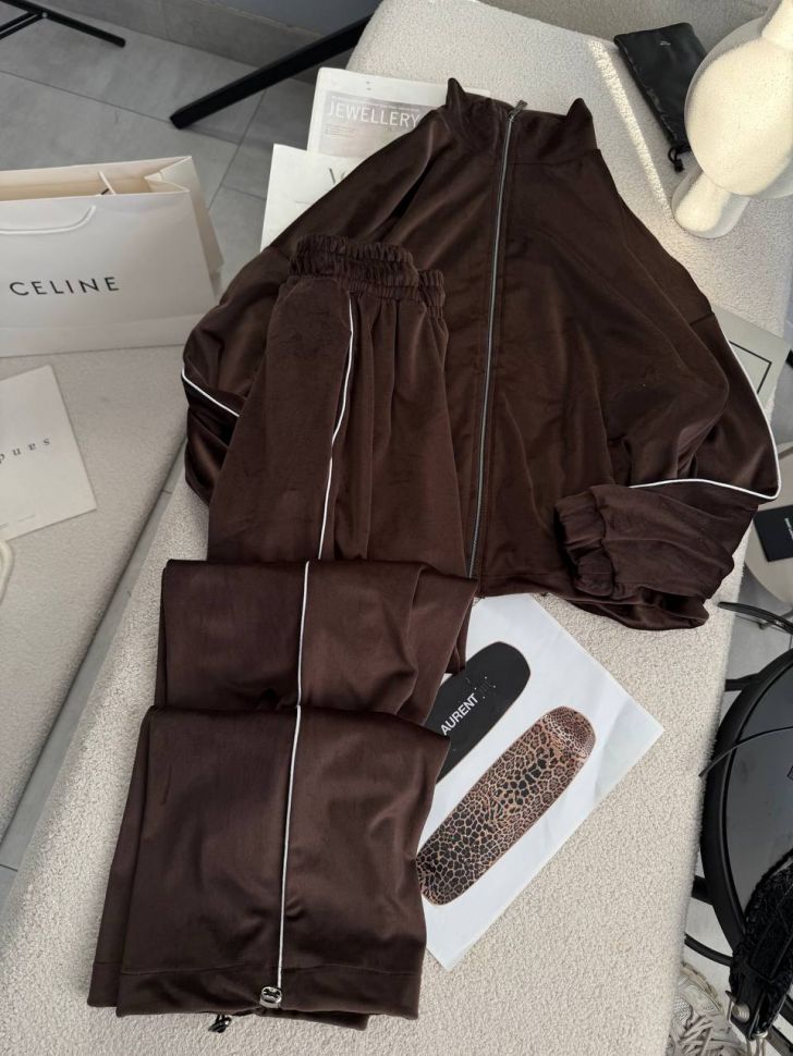 Костюм Розмір: 42-44, 46-48 S4919