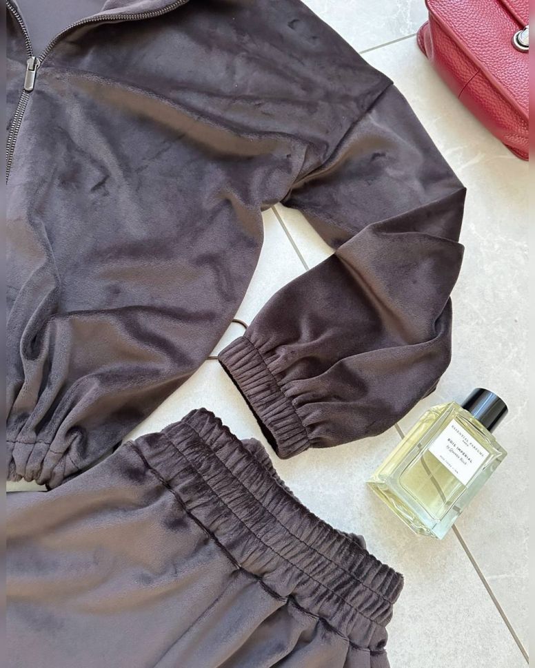 Костюм Розмір: 42/46 48/52 S4020