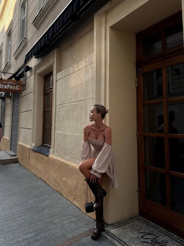 Сукня Розмір: 42/44, 46/48 S5920