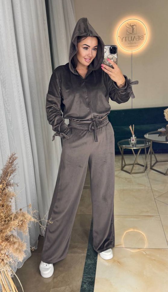 Костюм Розмір: 42-44, 46-48,   50-52 S4621