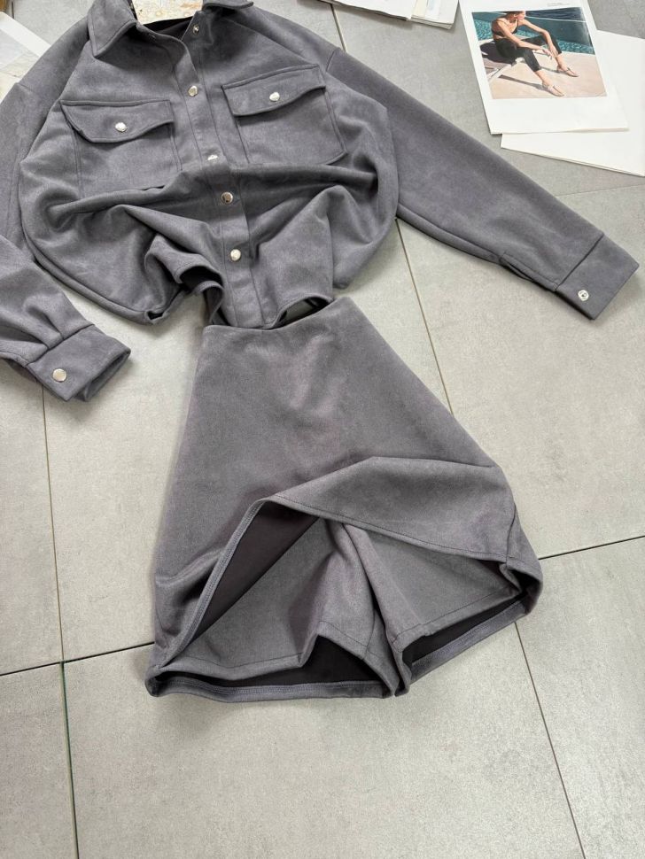 Костюм Розмір: 42, 44, 46, 48 S5921