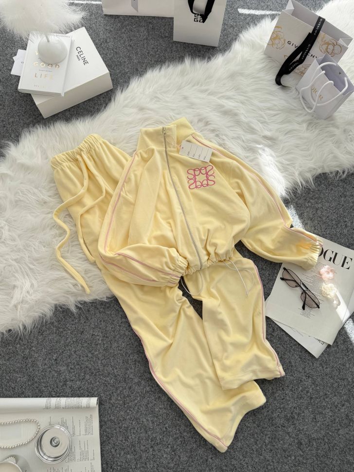 Костюм Розмір: SM/LXL S6021