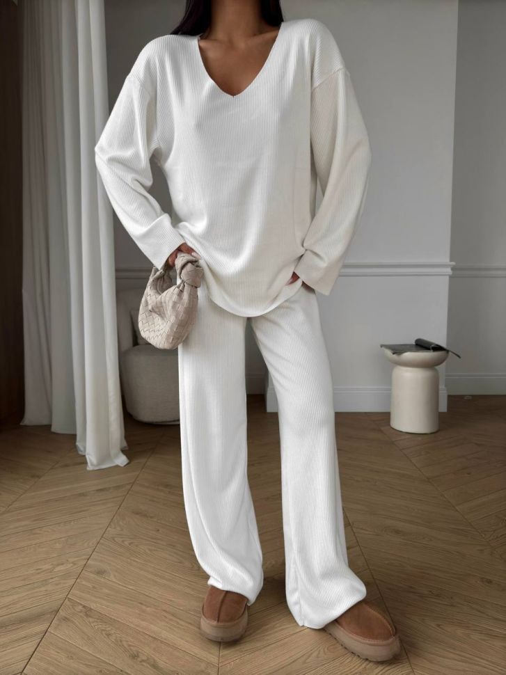 Костюм Розмір: 42-46 S1423