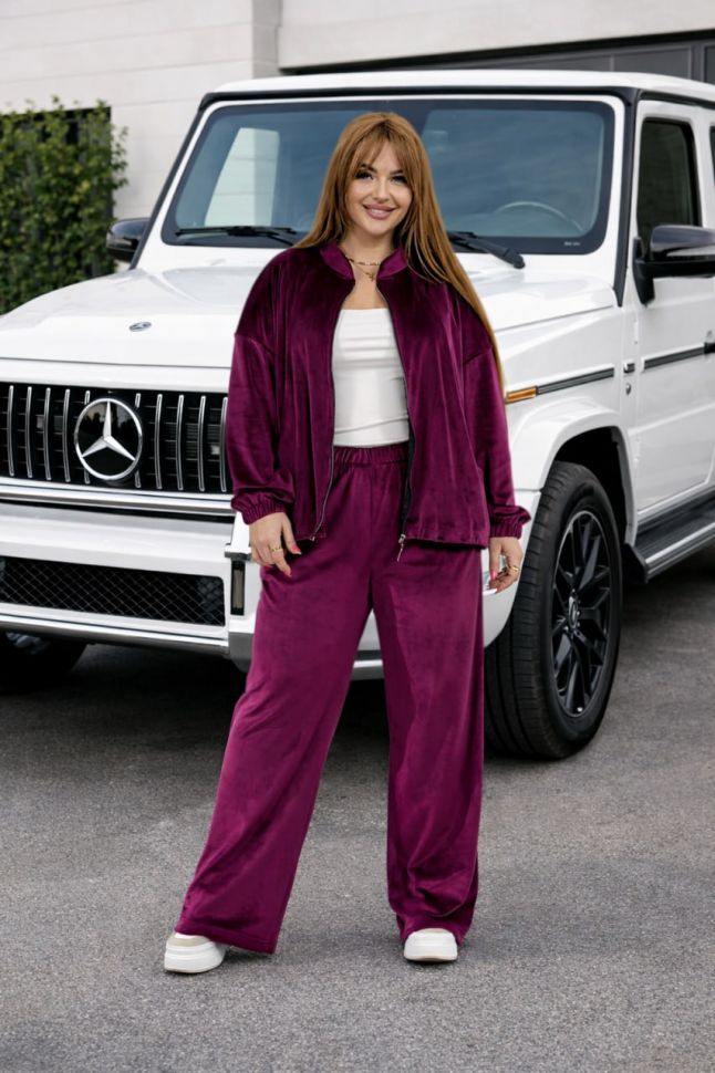 Костюм Розмір: 46-48,50-52,54-56 S6023