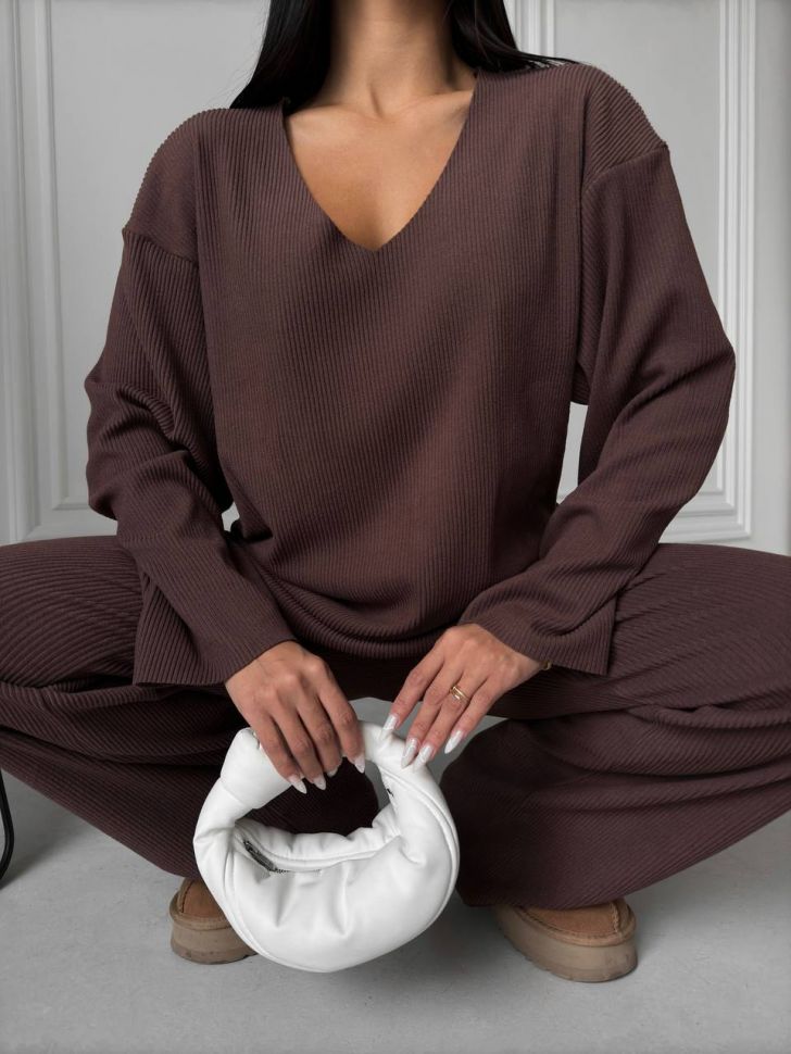 Костюм Розмір: 42-46 S1425