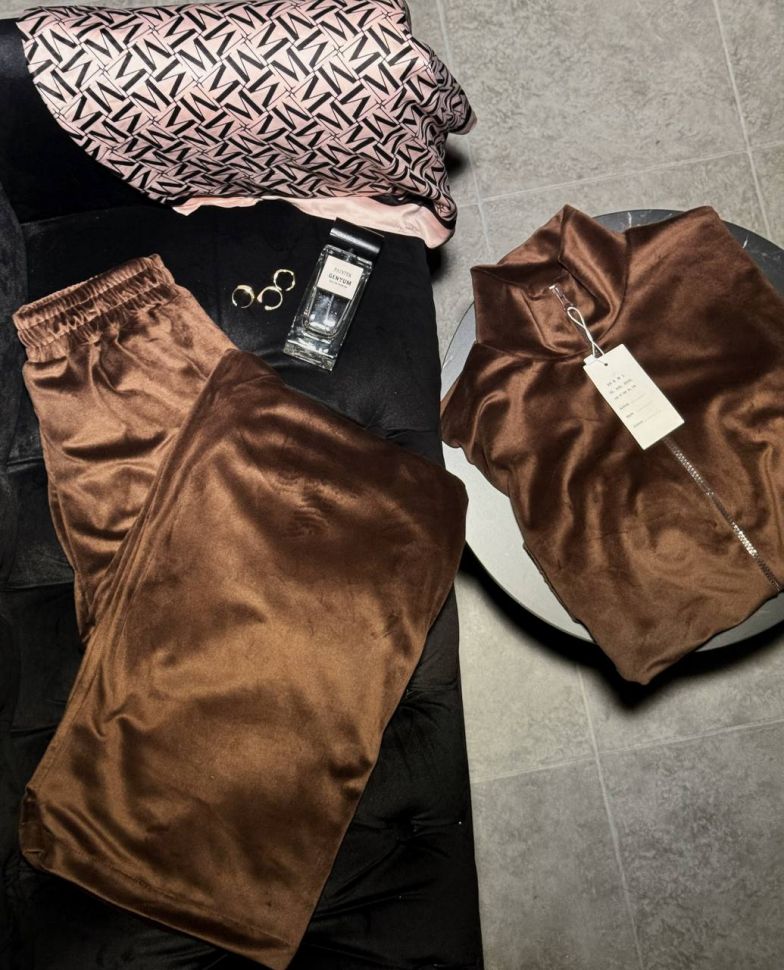 Костюм Розмір: 42-44, 44-46 S1222