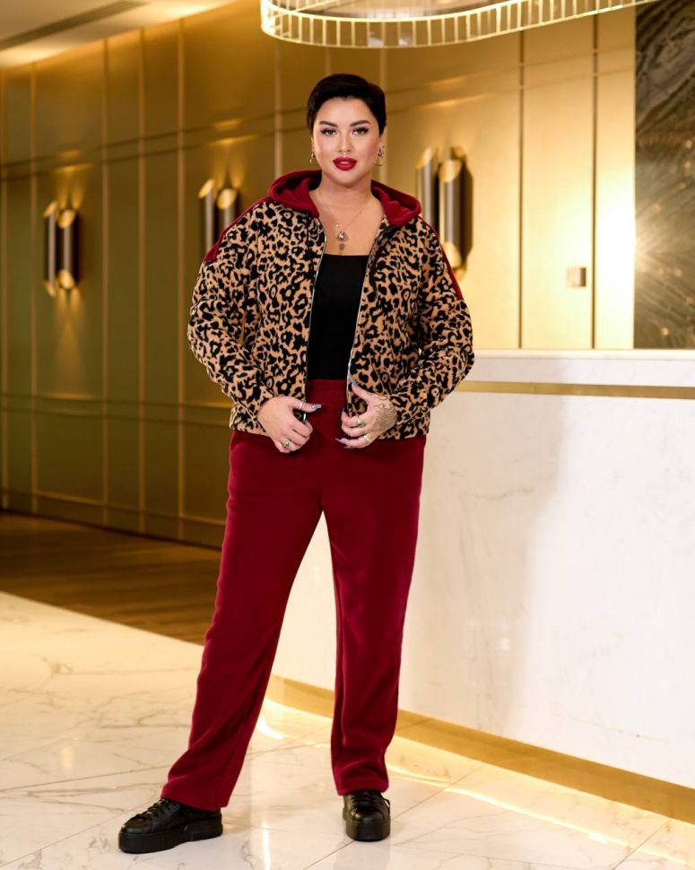 Костюм Розмір: 50-52,54-56, 58-60 S3428