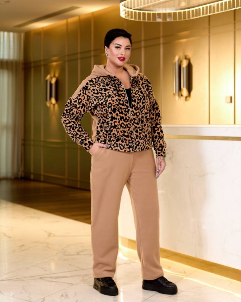 Костюм Розмір: 50-52,54-56, 58-60 S3428