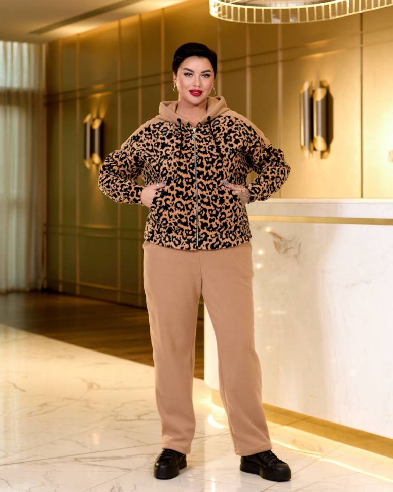 Костюм Розмір: 50-52,54-56, 58-60 S3428