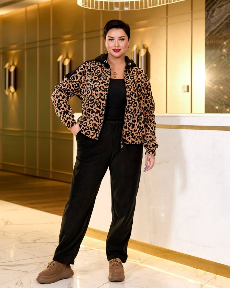 Костюм Розмір: 50-52,54-56, 58-60 S3428