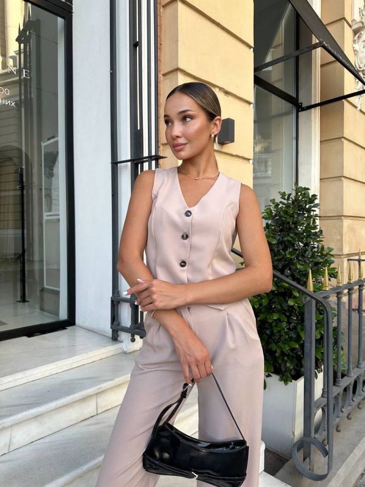 Костюм Розмір: 42-42,46-48,50-52 S7124