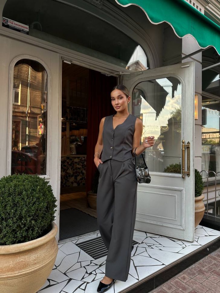 Костюм Розмір: 42-42,46-48,50-52 S7124