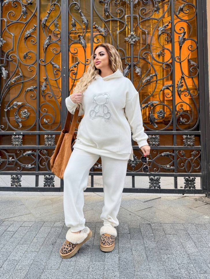 Костюм Розмір: 50-52,54-56,58-60 S3429