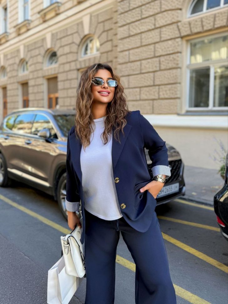 Костюм Розмір: 46-48, 50-52, 54-56 S6026