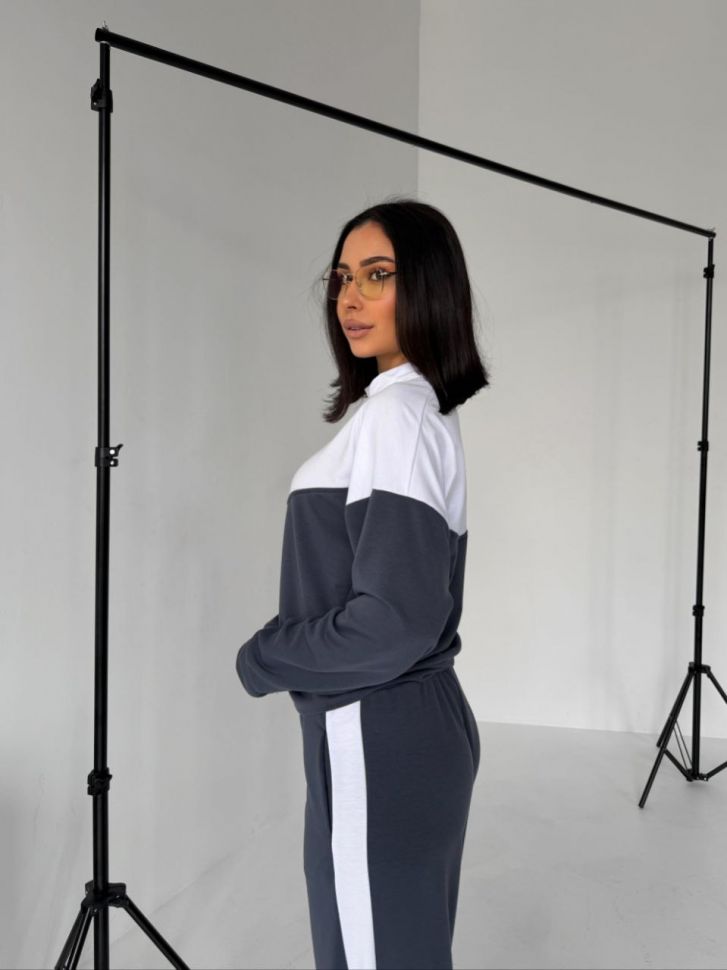 Костюм Розмір: 42-44,  46-48, 50-52 S5627