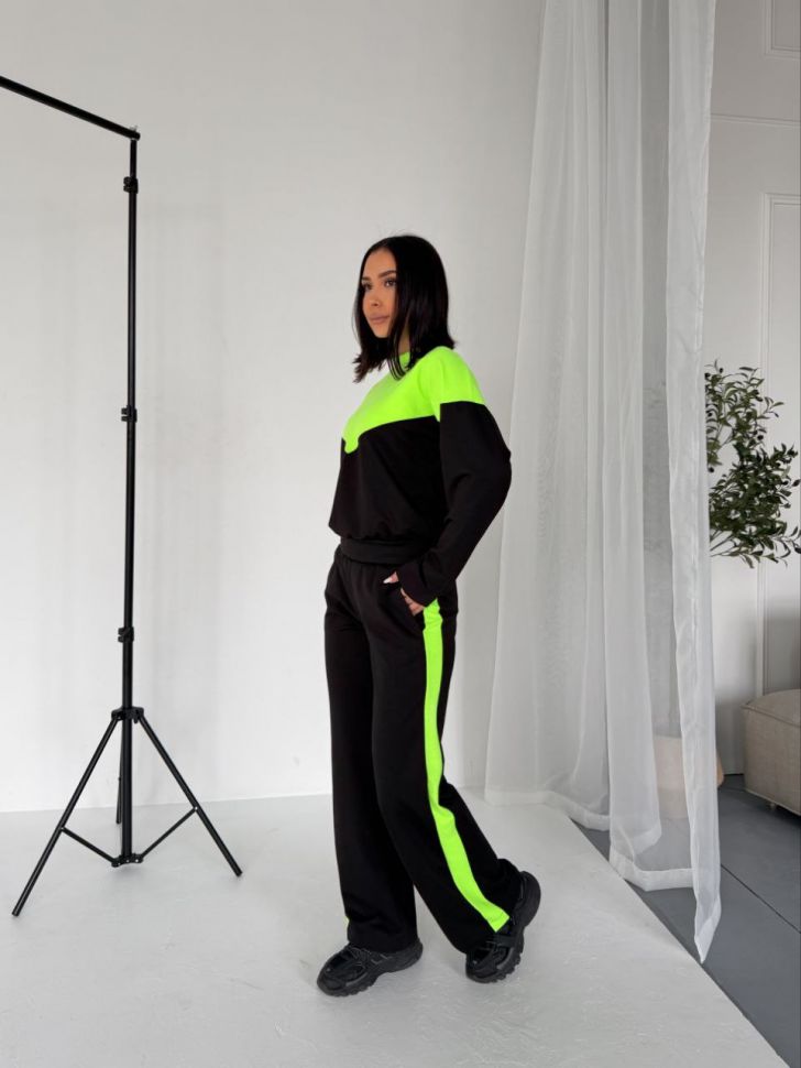 Костюм Розмір: 42-44,  46-48, 50-52 S5627