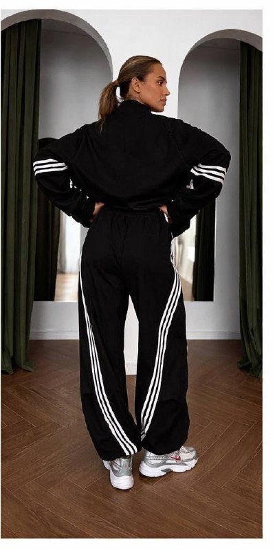 Костюм Розмір: 42-46,48-52,54-58 S6029