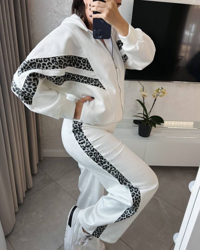 Костюм Розмір: 42/46 S6228