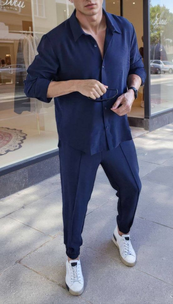 Костюм Розмір: 46-48,50-52,54-56 S220