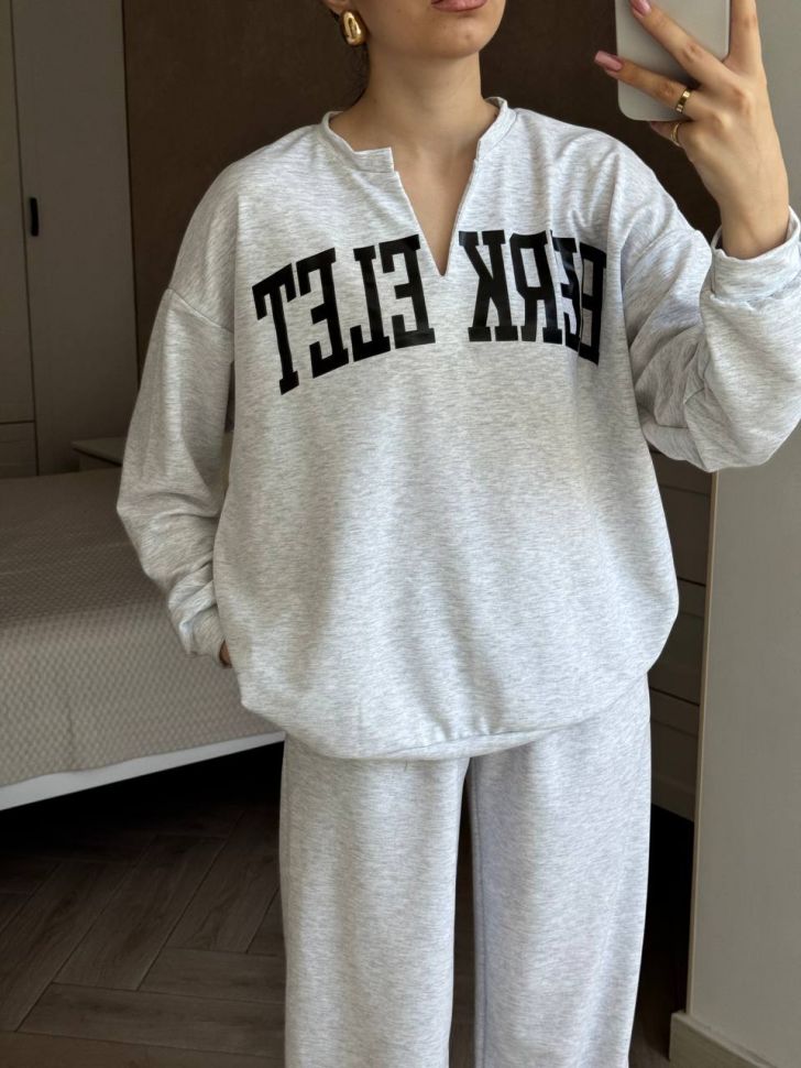 Костюм Розмір: 42-48 Oversize S1124