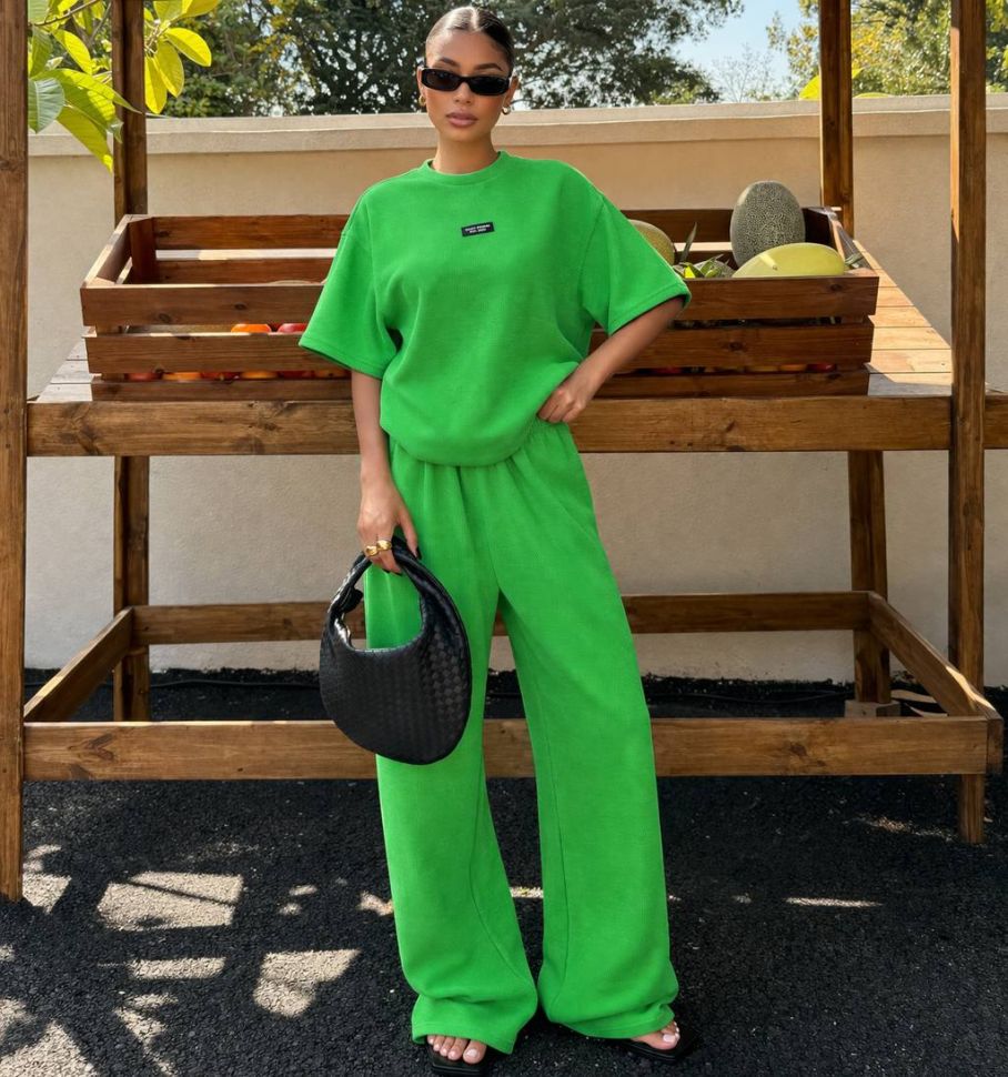 Костюм Розмір: 42-44, 46-48, 50-52 S7129