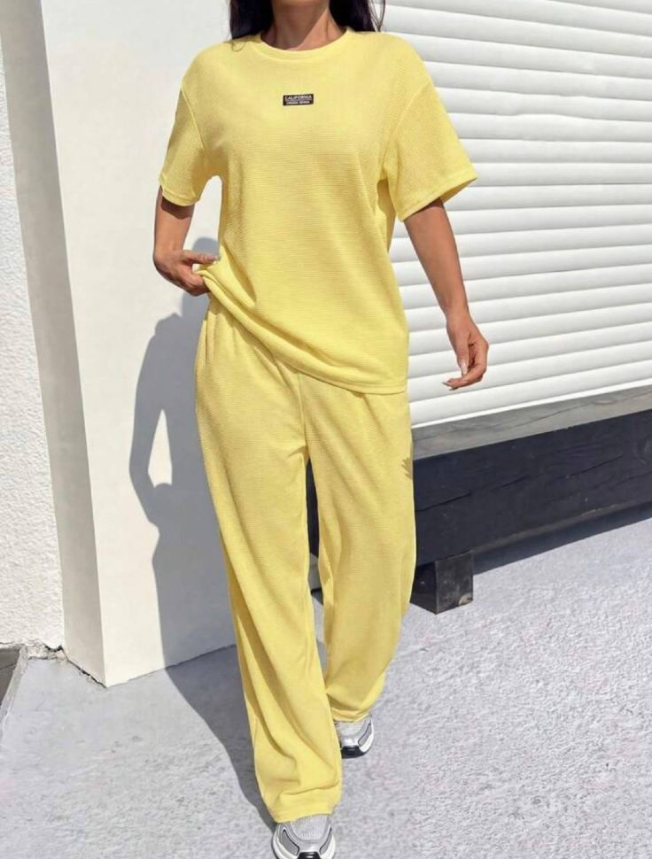 Костюм Розмір: 42-44, 46-48, 50-52 S7129