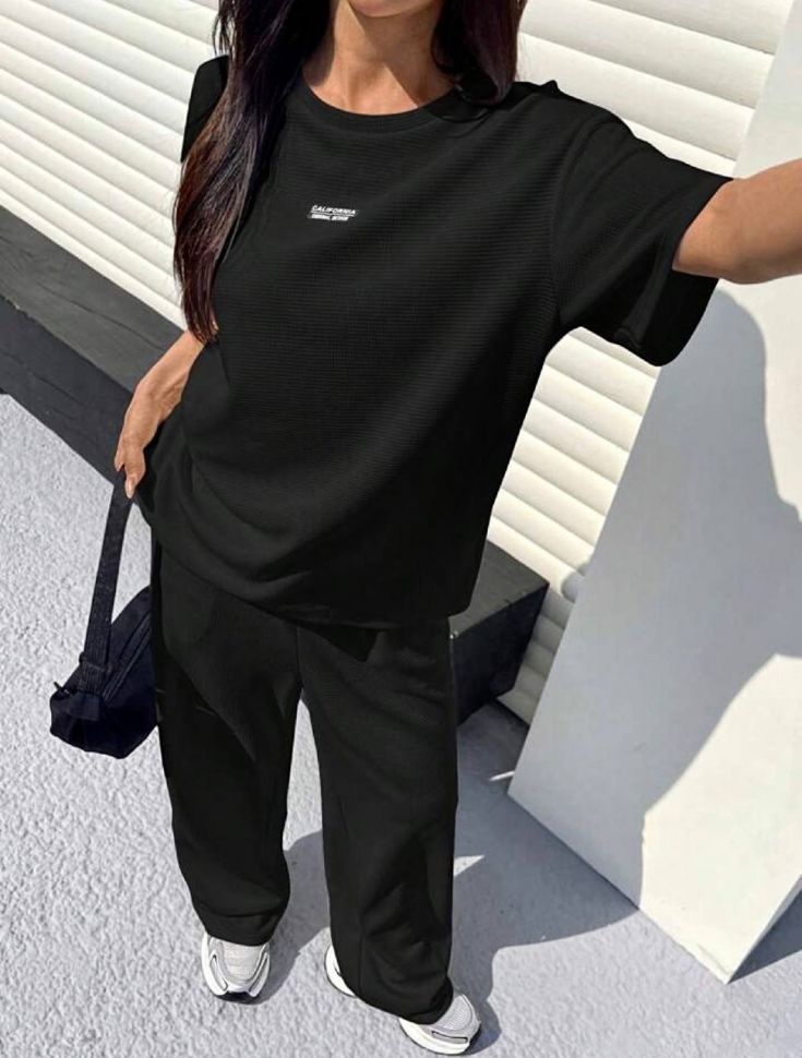 Костюм Розмір: 42-44, 46-48, 50-52 S7129