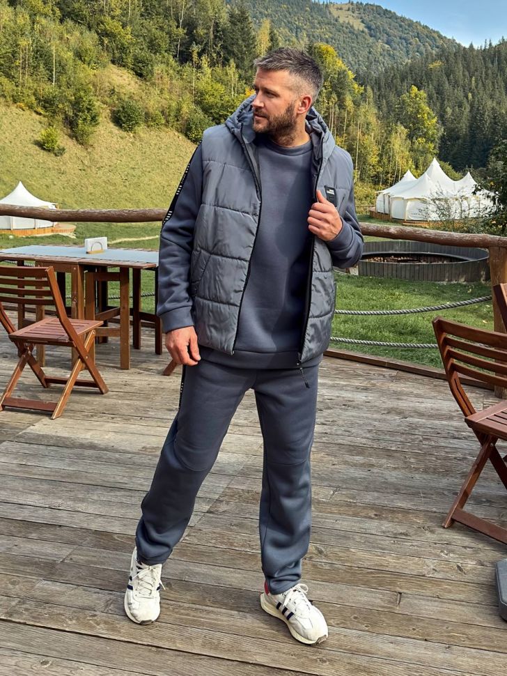 Костюм Розмір: 48-50,52-54,56-58 S2533