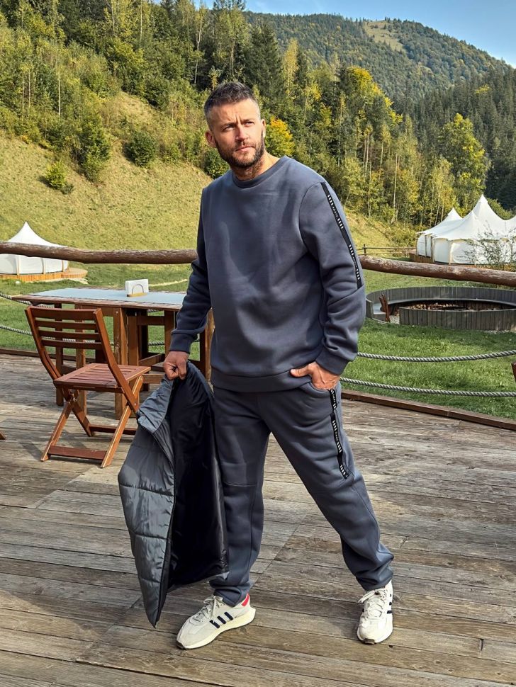 Костюм Розмір: 48-50,52-54,56-58 S2533