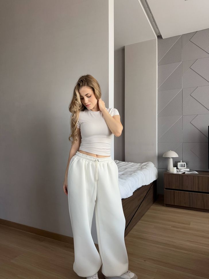 Штани Розмір: 42-46, oversize S3334