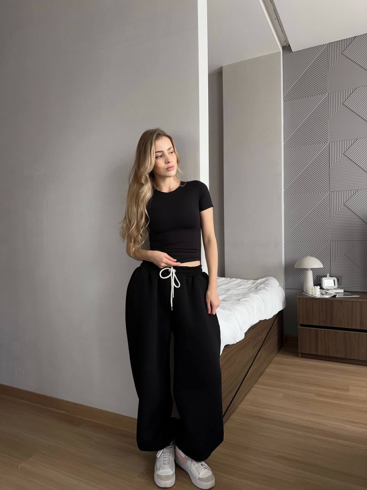 Штани Розмір: 42-46, oversize S3334