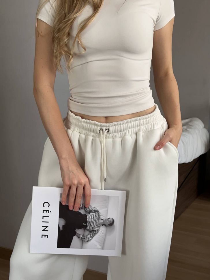 Штани Розмір: 42-46, oversize S3334