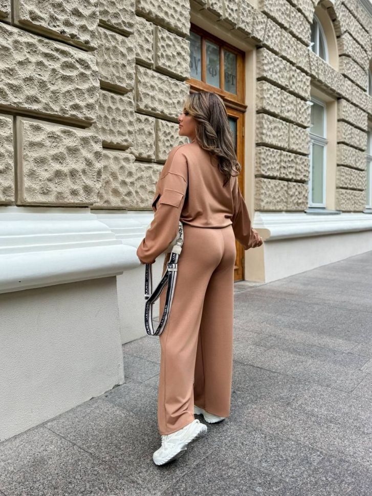 Костюм Розмір: 42-44,46-48,50-52,54-56 S6031