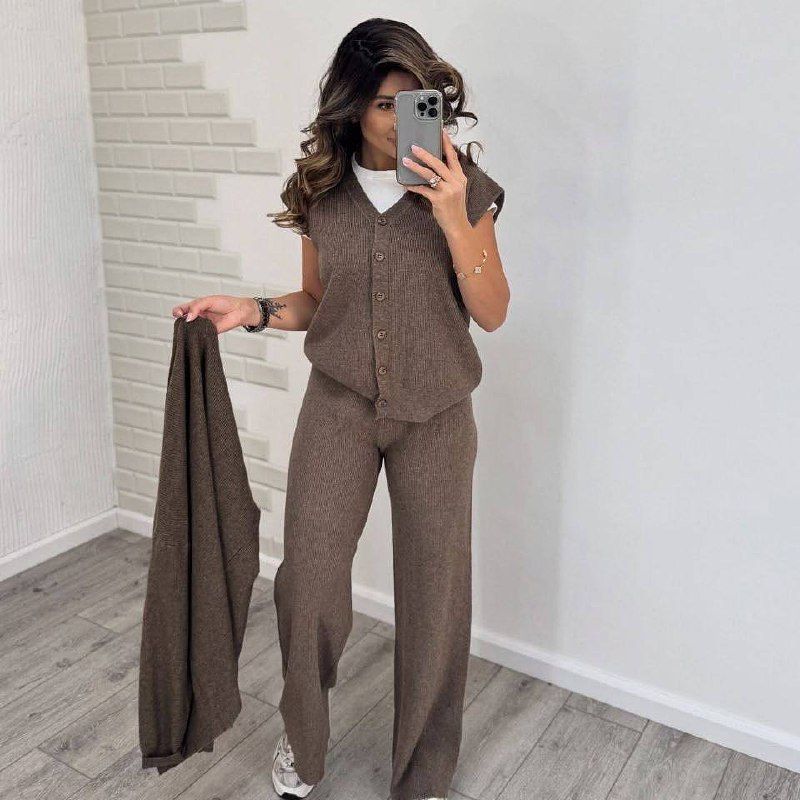 Костюм Розмір: 42-44, 46-48, 50-52 S2834