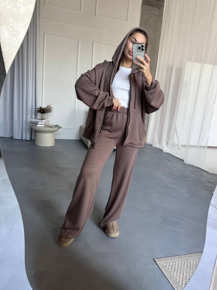 Костюм Розмір: 42-44,46-48,50-52 S4032