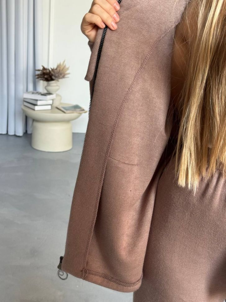 Костюм Розмір: 42-44,46-48,50-52 S4032