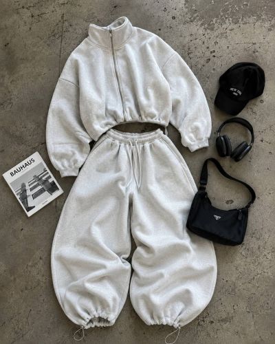 Костюм Розмір: 42-48 OVERSIZE S14430