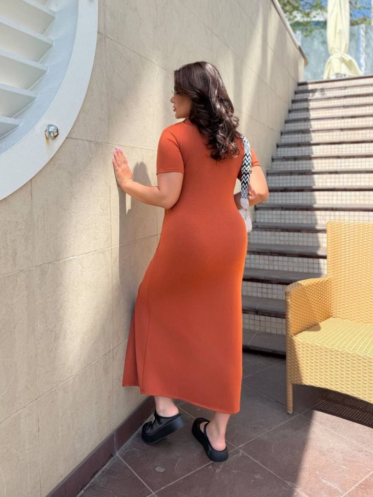 Сукня Розмір: 42-44,46-48,50-52,54-56 S6032