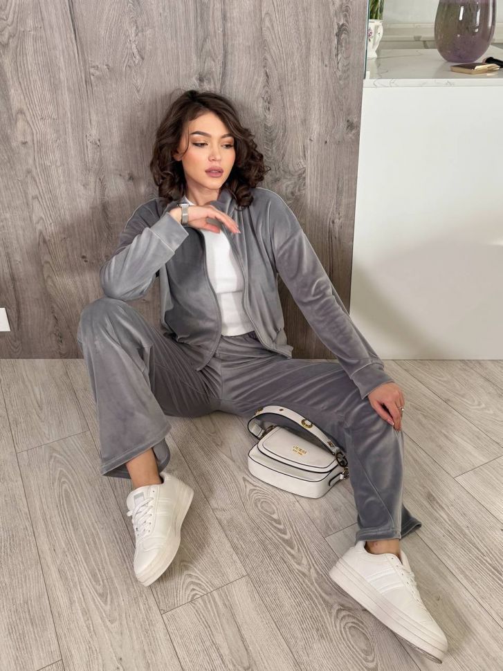 Костюм Розмір: 42-44, 46-48 S1027