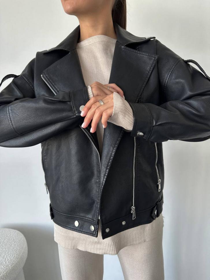 Куртка Розмір: 42-46 oversized,48-52 oversized S630